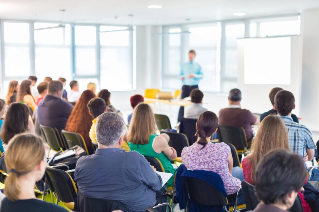 people getting alcohol drug abuse prevention training 